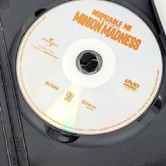 Minion Madness DVD 3 Mini Movies Despicable Me Spin-Off Universal - Picture 2 of 3